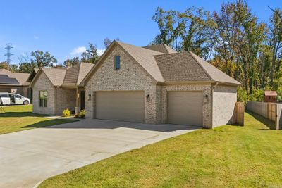 852 Oak Forest Circle, House other with 4 bedrooms, 2 bathrooms and null parking in Sherwood AR | Image 1