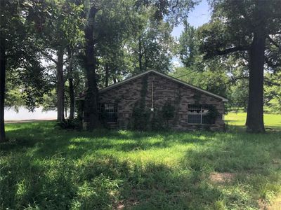 266 Lakeland Road, House other with 2 bedrooms, 1 bathrooms and null parking in Huntsville TX | Image 3