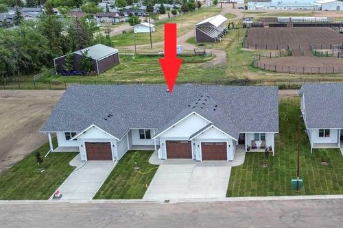 4509 B 56a Street Close, Stettler, AB, T0C2L1 | Card Image