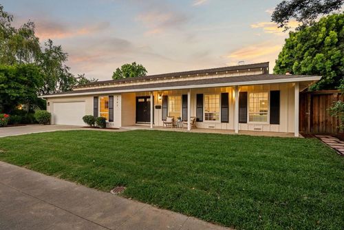 3397 Ivan Way, Mountain View, CA, 94040-4534 | Card Image