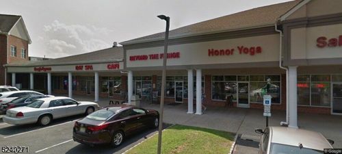 220 Triangle Rd, Hillsborough, NJ, 08844-8102 | Card Image