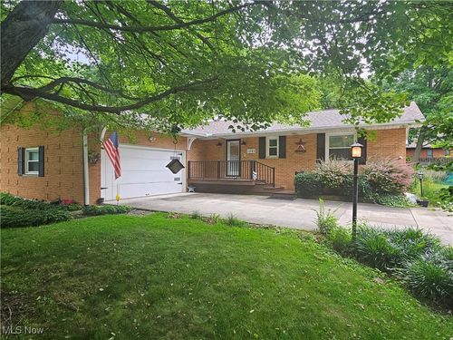 1595 Sackett Hills Drive, Akron, OH, 44313 | Card Image