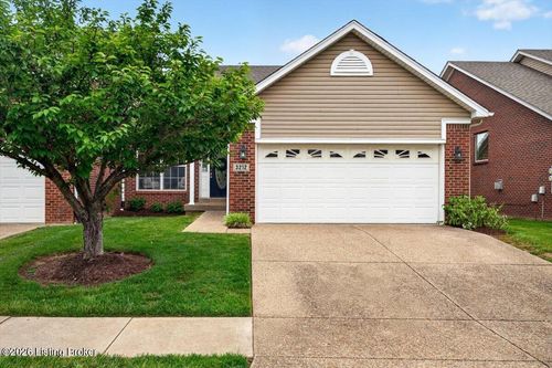 3212 Stony Farm Dr, Jeffersontown, KY, 40299-1664 | Card Image