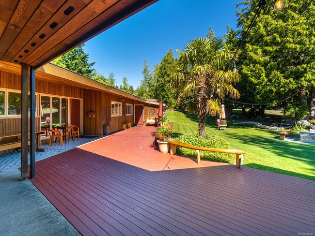 410 17 Th Ave, House other with 4 bedrooms, 5 bathrooms and 4 parking in Sointula BC | Image 15