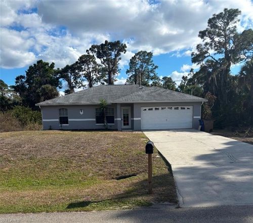 3733 Kittyhawk Dr, FORT MYERS, FL, 33905-7728 | Card Image