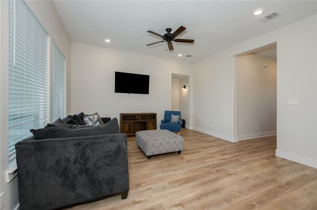473 Brazos Bend, House other with 4 bedrooms, 2 bathrooms and null parking in Snook TX | Image 7