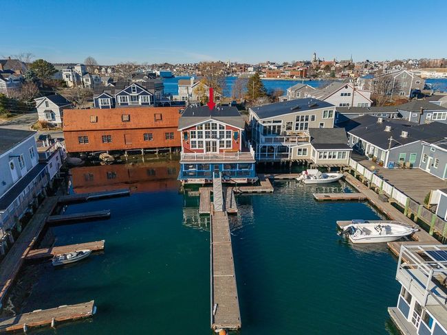 2 - 73 Rocky Neck Ave, Condo with 2 bedrooms, 3 bathrooms and null parking in Gloucester MA | Image 13