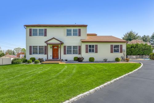5 Cleary Ct, Garnerville, NY, 10923-1939 | Card Image