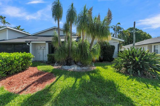 4389 Willow Pond Cir, Condo with 2 bedrooms, 2 bathrooms and null parking in West Palm Beach FL | Image 33