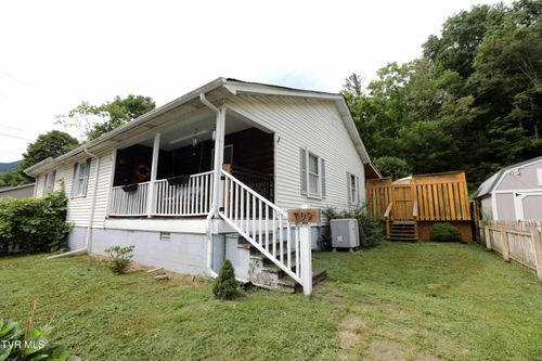 709 Exeter Rd, Appalachia, VA, 24216-2429 | Card Image