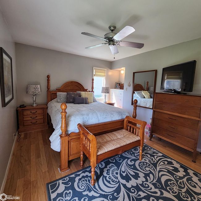 213 E Baker St, Home with 4 bedrooms, 2 bathrooms and 2 parking in Avoca IA | Image 26