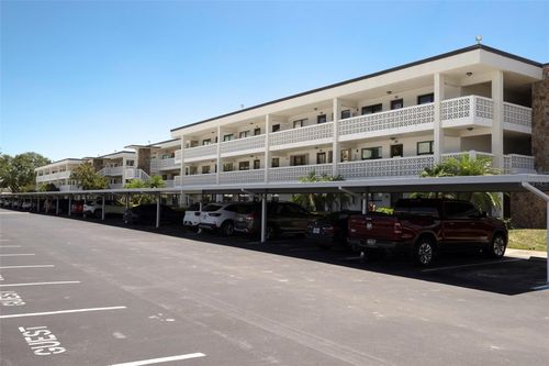 121-5090 Bay St Ne, ST PETERSBURG, FL, 33703-4081 | Card Image