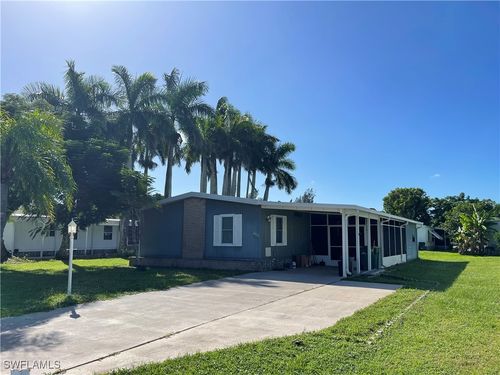 37-130 Grassy Key Ln, NAPLES, FL, 34114-8435 | Card Image