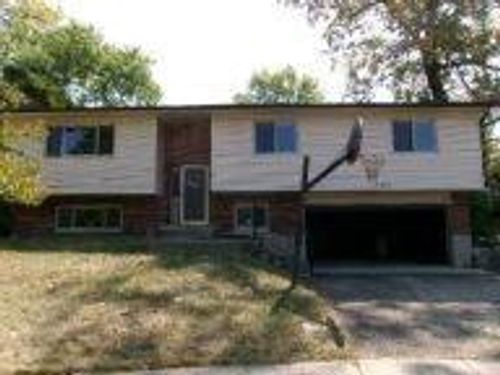 703 Friar Tuck Ct, Miamisburg, OH, 45342-2707 | Card Image