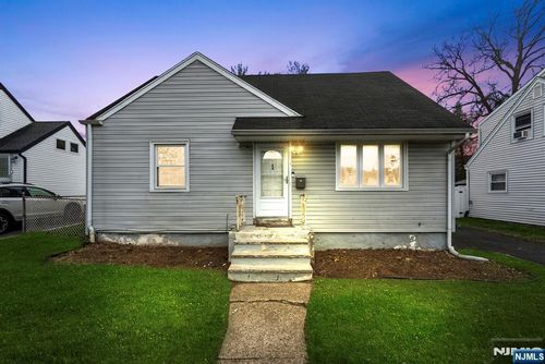 24 Bryant Ave, Bloomfield, NJ, 07003-5402 | Card Image