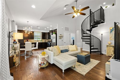 8154 Cascada Isles Dr, Hollywood, FL, 33024-8574 | Card Image