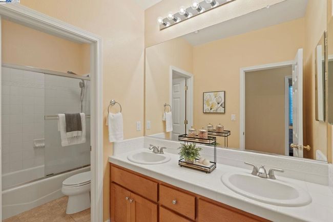 1646 Cascina Ct, House other with 4 bedrooms, 3 bathrooms and 3 parking in Livermore CA | Image 35