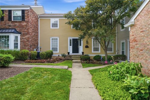 3 S Applewood Ct, Fairfield, OH, 45014-5264 | Card Image