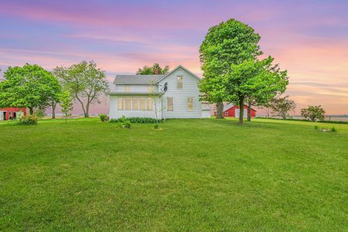 923 N N 600e Rd, Sibley, IL, 61773-9515 | Card Image