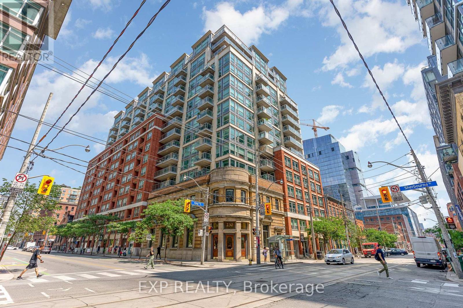 Residential Lease in Toronto (Moss Park)