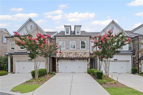 3944 Cliffmont Cir, Marietta, GA, 30068-2604 | Card Image