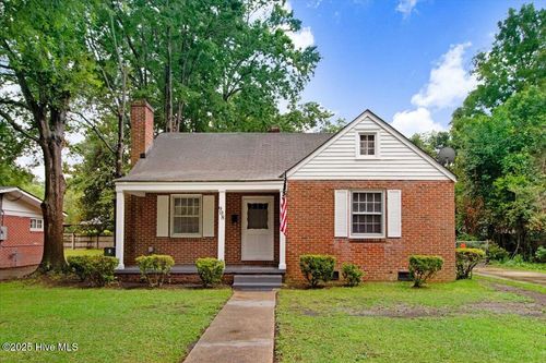 908 E Walnut St, Goldsboro, NC, 27530-5155 | Card Image