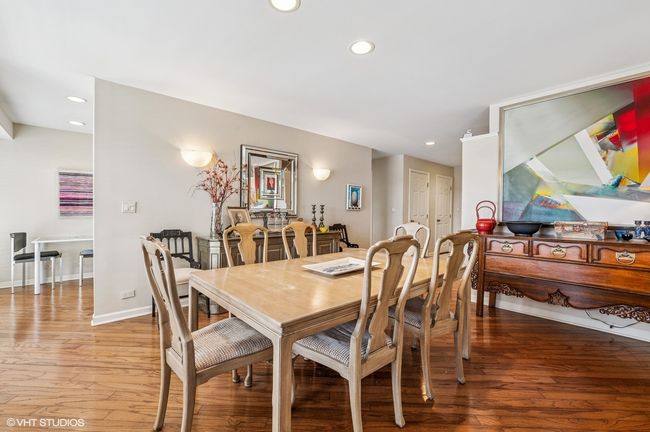 APT-5F - 1220 Rudolph Rd, Condo with 2 bedrooms, 2 bathrooms and 2 parking in Northbrook IL | Image 14
