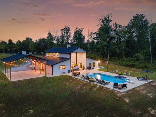 3340 Highway 230 W, Nunnelly, TN, 37137-2604 | Card Image