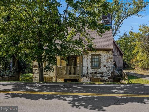 1646 Gerrardstown Rd, GERRARDSTOWN, WV, 25420-4199 | Card Image