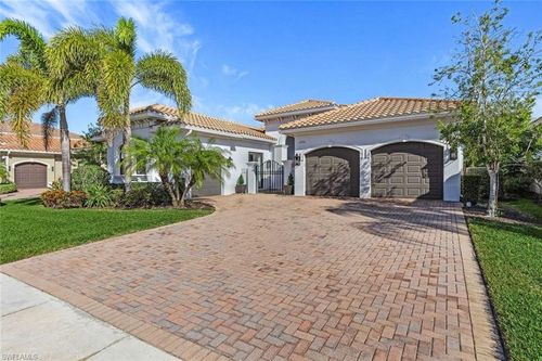 2906 Cinnamon Bay Cir, NAPLES, FL, 34119-8688 | Card Image