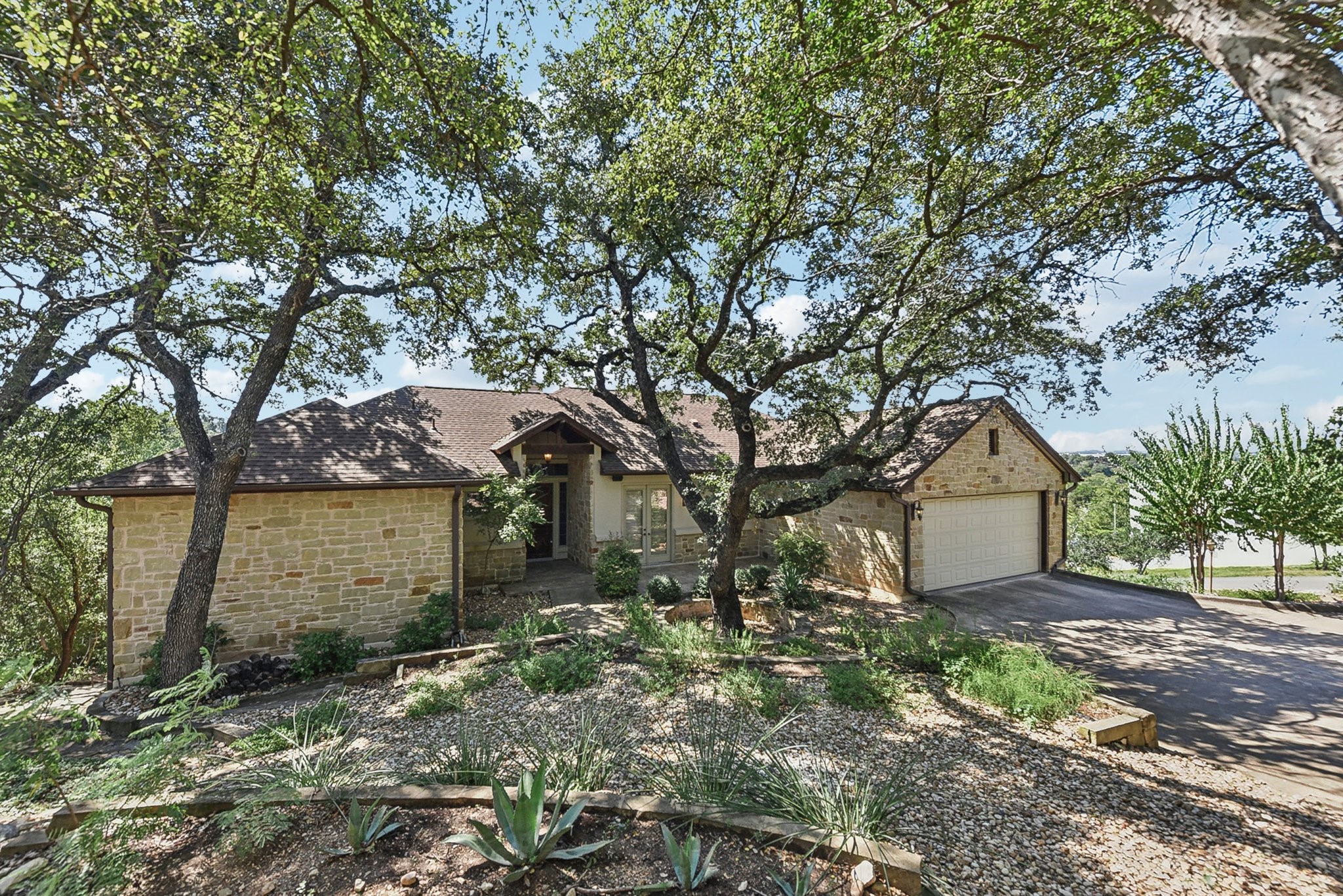 Bermuda , Lakeway, TX 78734
