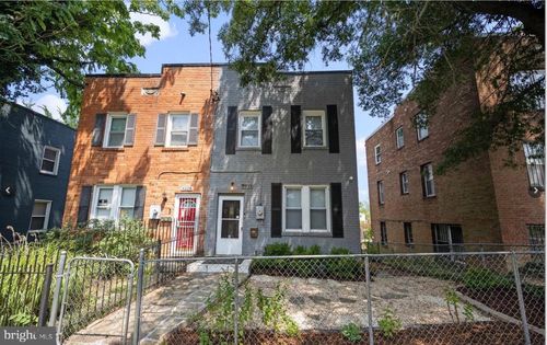 4230 Edson Pl Ne, WASHINGTON, DC, 20019-8022 | Card Image