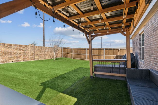 7029 Adderly Rd, House other with 3 bedrooms, 2 bathrooms and null parking in Pilot Point TX | Image 25