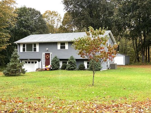 5 School House Rd, Preston, CT, 06365-8423 | Card Image