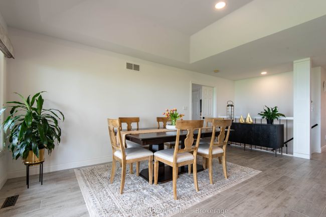 4062 Bluepoint Dr, House other with 3 bedrooms, 3 bathrooms and 4 parking in Town Of Plympton Wyoming ON | Image 18