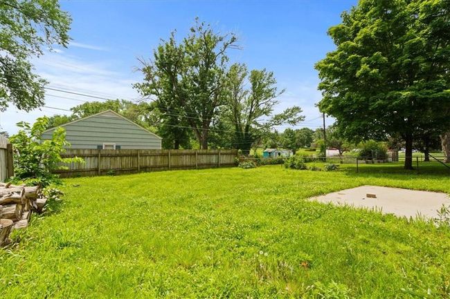 View of yard | Image 25