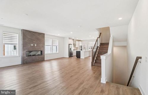 19814 Lavender Dust Sq, ASHBURN, VA, 20147-5758 | Card Image