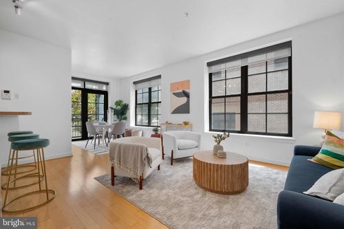 unit-102-2412 17th St Nw, WASHINGTON, DC, 20009-2768 | Card Image