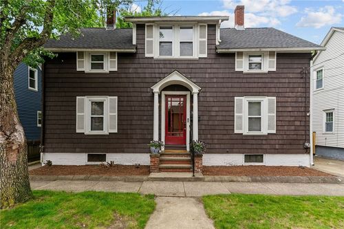 36 Ruth Ave, Rumford, RI, 02916-3332 | Card Image