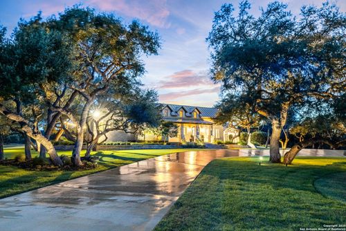 1945 Hoffmann Ln, New Braunfels, TX, 78132-4354 | Card Image