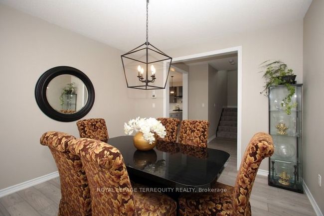 220 Harpin Way E, House other with 5 bedrooms, 4 bathrooms and 4 parking in Fergus ON | Image 6