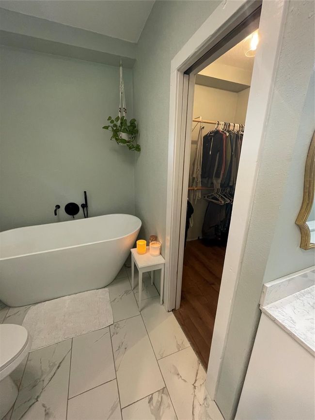 102 Walnut Ave, House other with 4 bedrooms, 2 bathrooms and null parking in Walnut Springs TX | Image 12