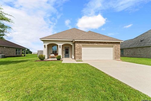 1705 S Gonzales Trace Ave, Gonzales, LA, 70737-1601 | Card Image