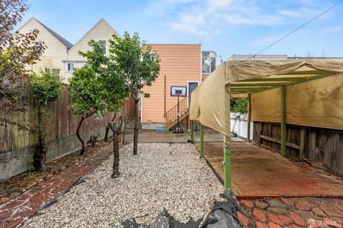 78 Theresa St, San Francisco, CA, 94112-1525 | Card Image