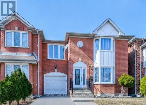 35 Softneedle Ave, Brampton, ON, L6R1K4 | Card Image