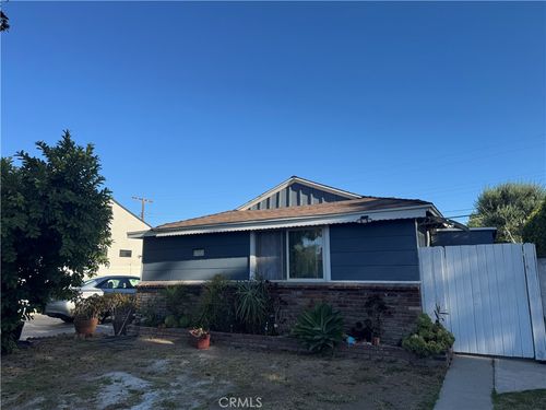 17212 Strathern, Los Angeles, CA, 91406 | Card Image