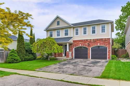 5 Mavin St, Brantford, ON, N3T6N1 | Card Image