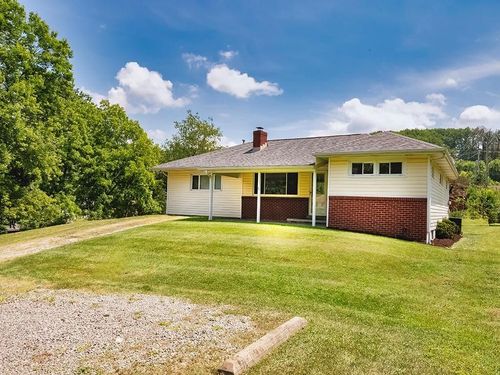 2488 Banks School Rd, Gibsonia, PA, 15044-8352 | Card Image