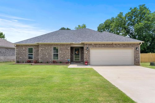 4 Green Timber Way, Vilonia, AR, 72173-9249 | Card Image