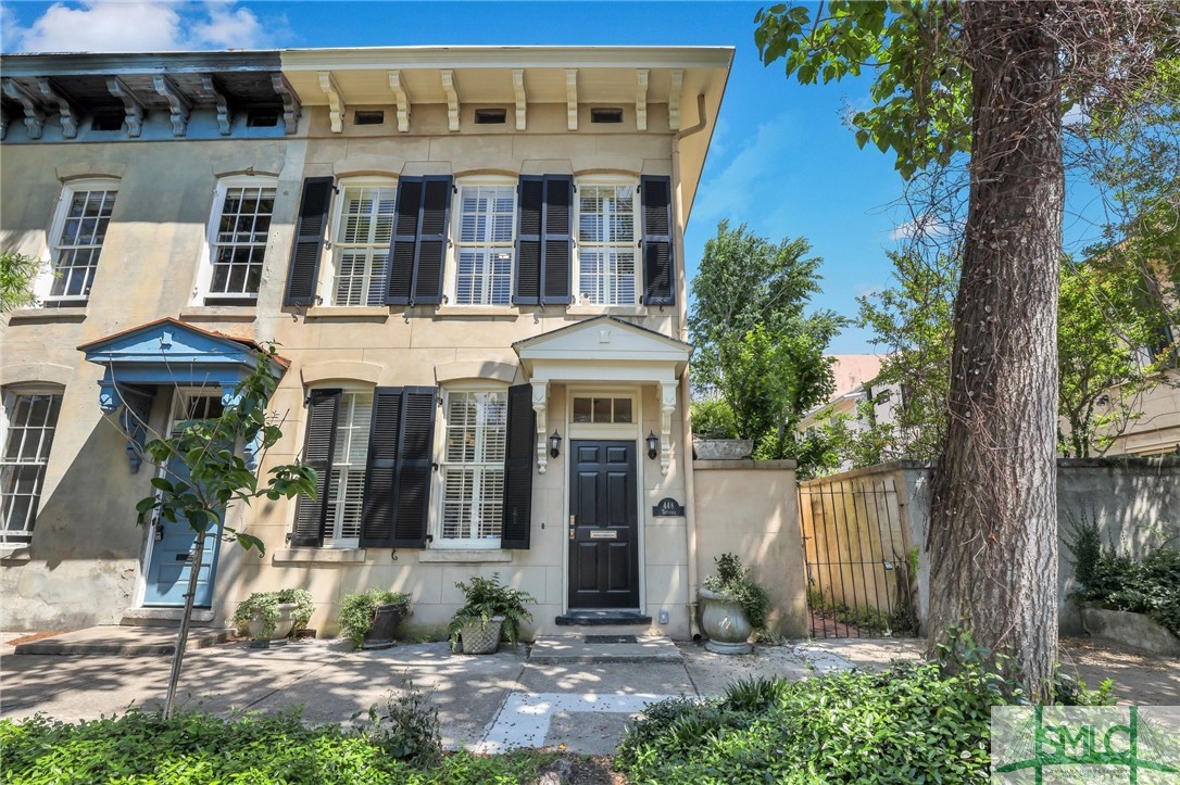 Tattnall St, Savannah, GA 31401